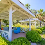 Hotel Hiddenbay *