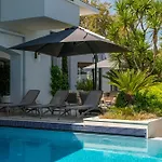 Hotel Hiddenbay *