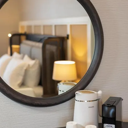 Hiddenbay Szálloda *